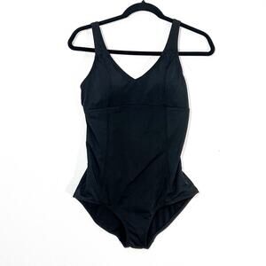 Niptuck Swimwear 8 One Piece Swim Suit Womens 8 Minimalist Beachy Padded